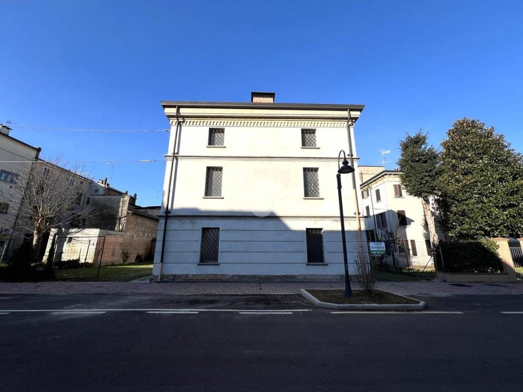 Casa indipendente a San possidonio in piazza Andreoli, 11 - Foto 4