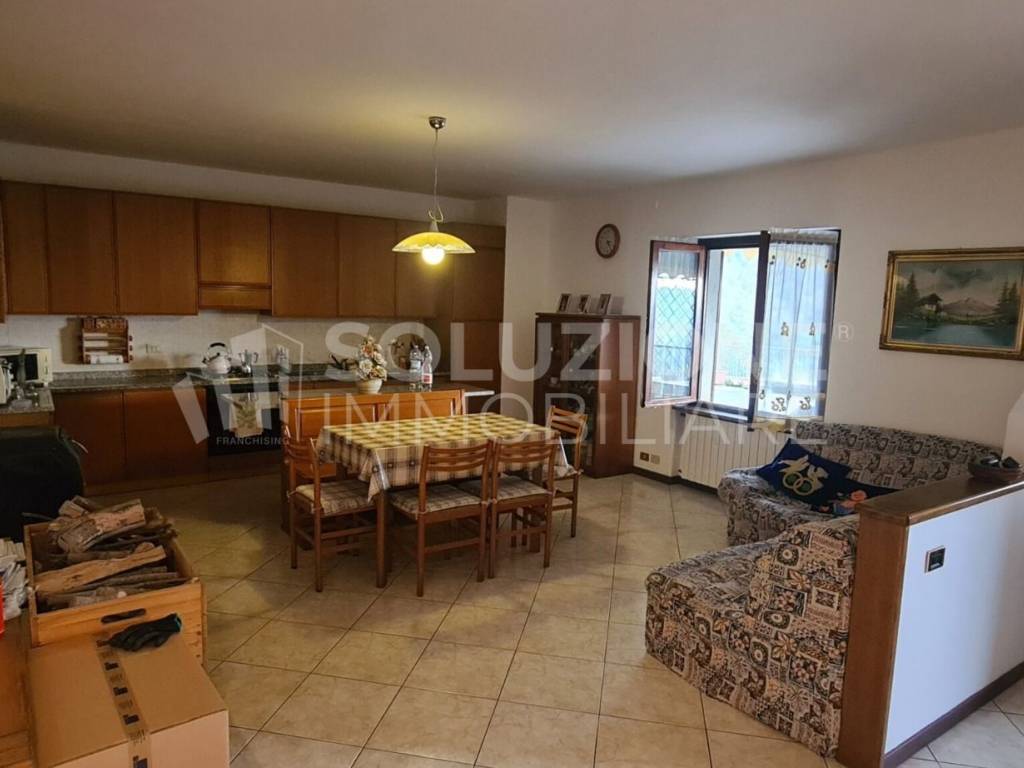 Villa a Nembro in Via Gavarno Sant'Antonio, 1 - Foto 2