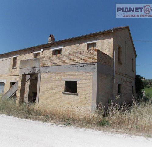Rustico / casale a Acquaviva picena in Strada Provinciale 46 - Foto 2