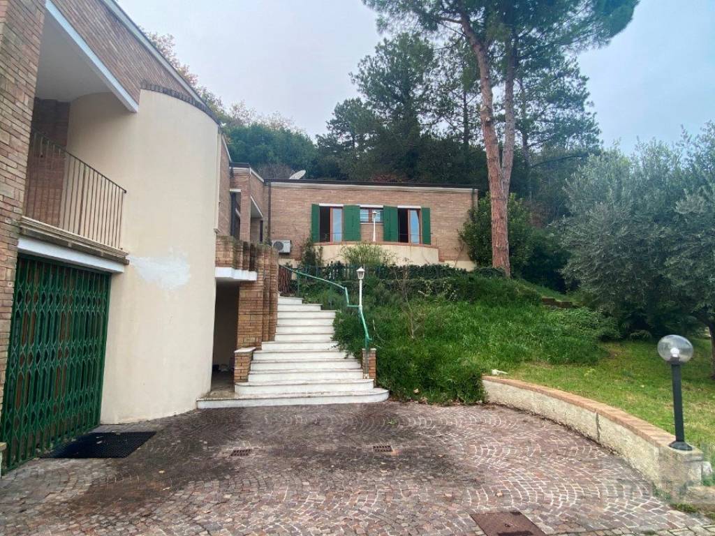 Villa a Pesaro in Strada Panoramica Ardizio - Foto 3
