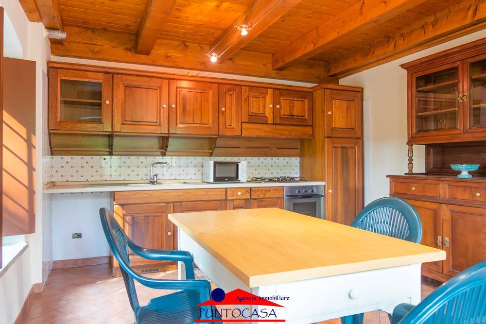 Rustico / casale a Busca in Piazza Generale Armando Diaz, 5 - Foto 4