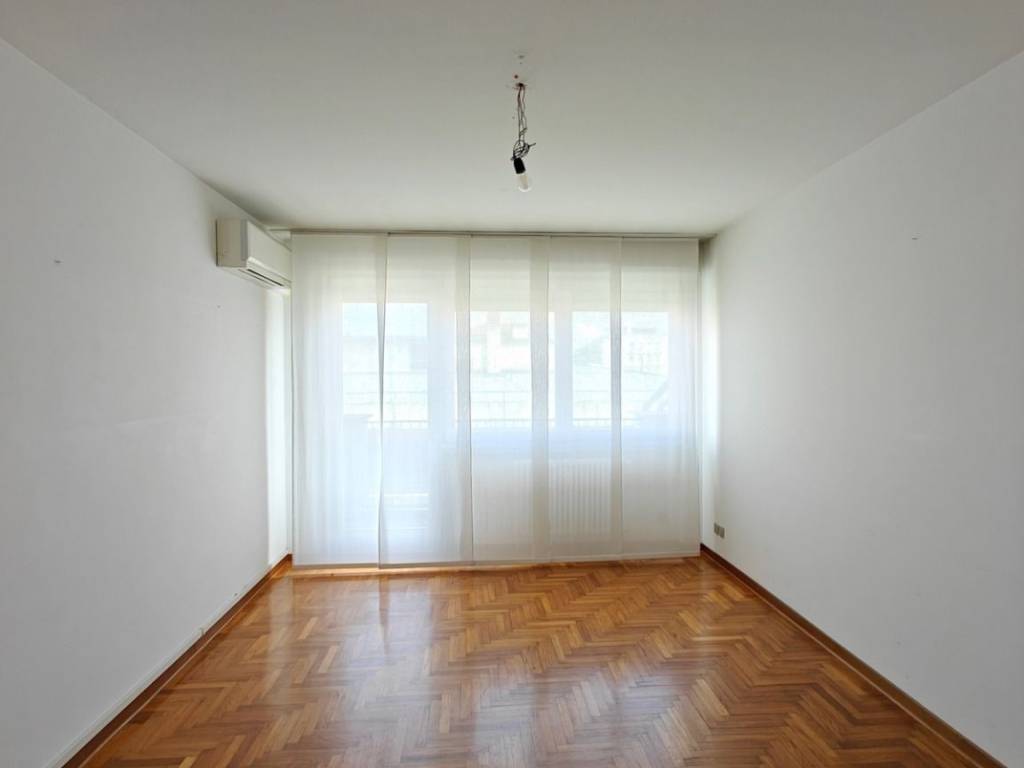 Appartamento a Udine in Via Romeo Battistig, 8 - Foto 4