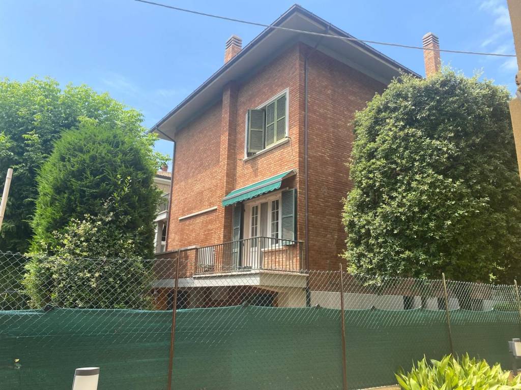 Villa a Pesaro in Viale Guglielmo Marconi, 36 - Foto 3