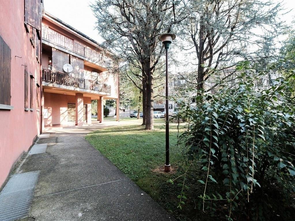 Appartamento a Caprino bergamasco in strada privata residenza al bosco - Foto 2