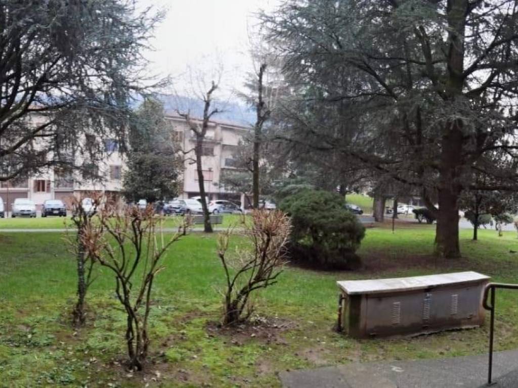 Appartamento a Caprino bergamasco in strada privata residenza al bosco - Foto 4