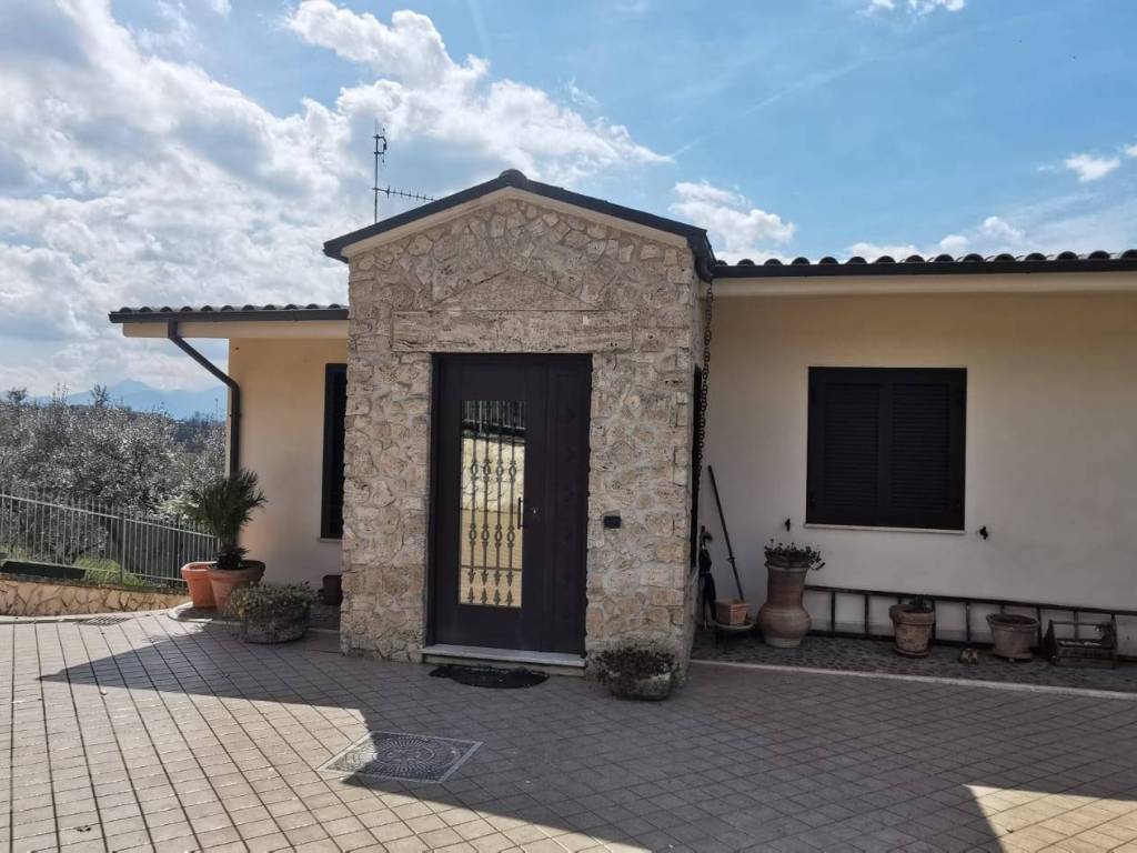 Villa a Anagni in Via dell'Acqua Santa - Foto 2