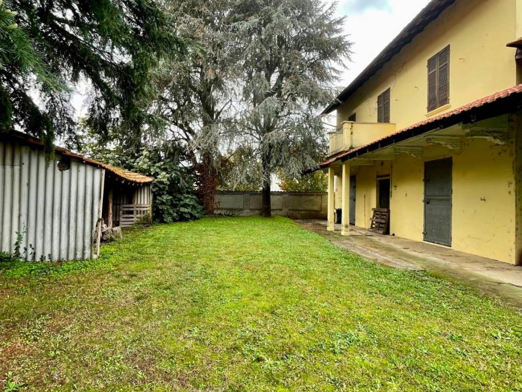 Rustico / casale a Caltignaga in Via Bellinzago - Foto 3