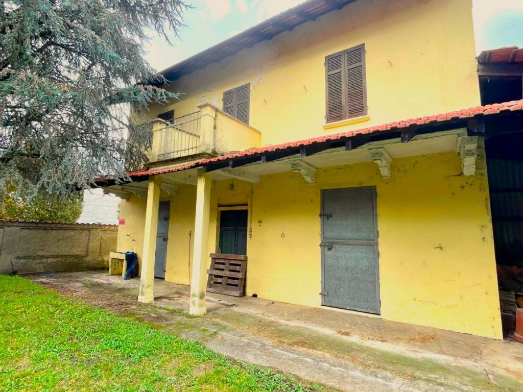 Rustico / casale a Caltignaga in Via Bellinzago - Foto 4