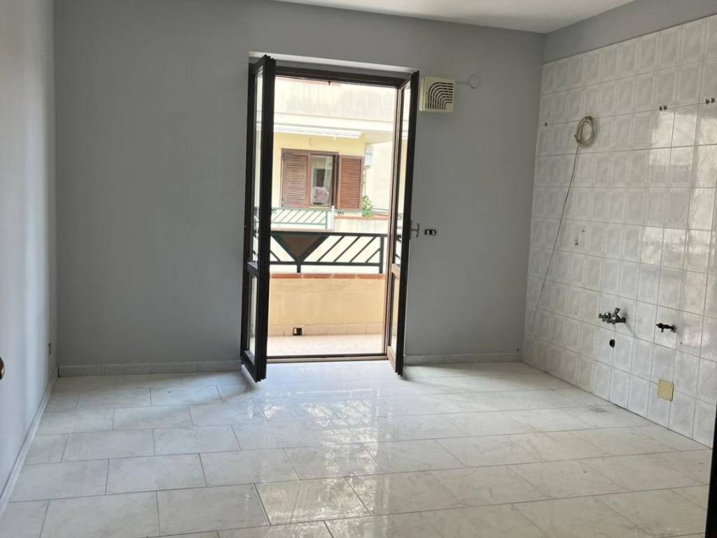 Appartamento a Casapulla in Via Nazionale Appia, 380 - Foto 2