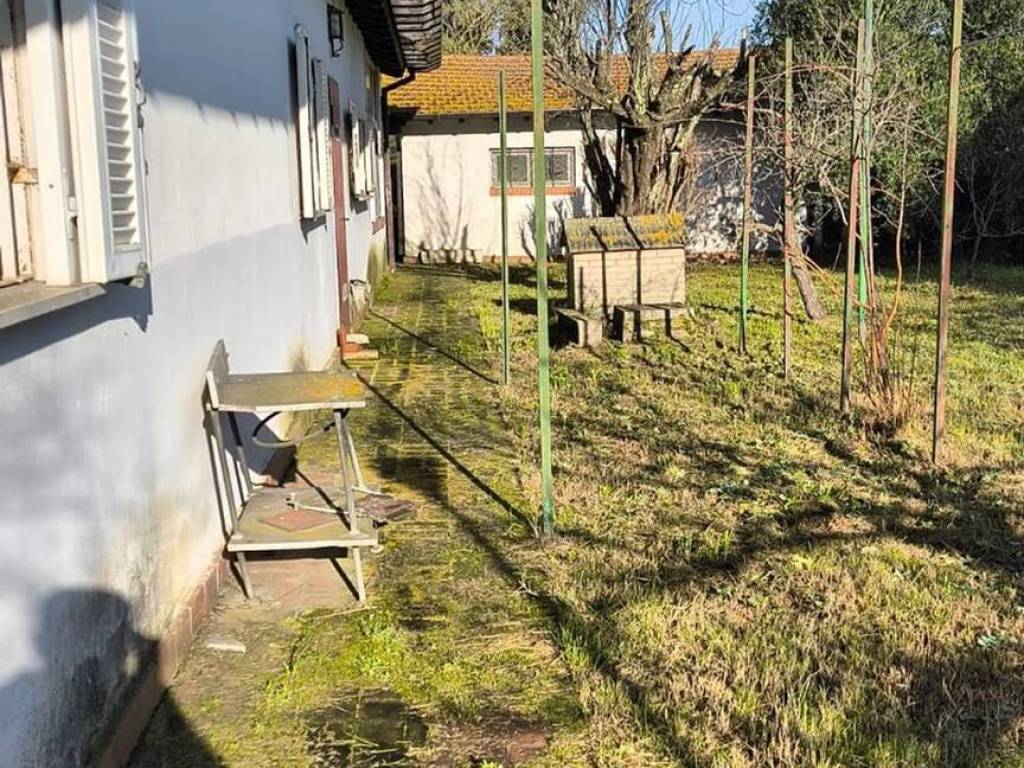 Rustico / casale a Latina in Via U. Zani, 44 - Foto 5