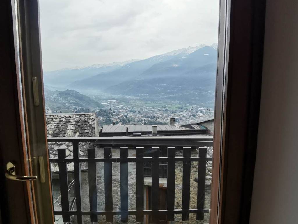 Appartamento a Sondrio in Ronchi - Foto 4