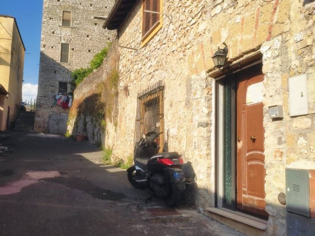 Appartamento a Terracina in Via dei Campani - Foto 3