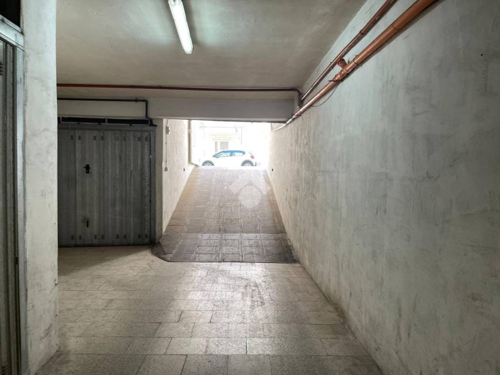 Box / garage a Grottaglie in Via Urbino, 22 - Foto 3