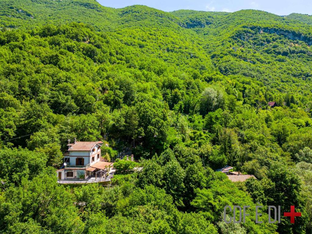 Villa a Paganico sabino in Strada Provinciale Turanese - Foto 2