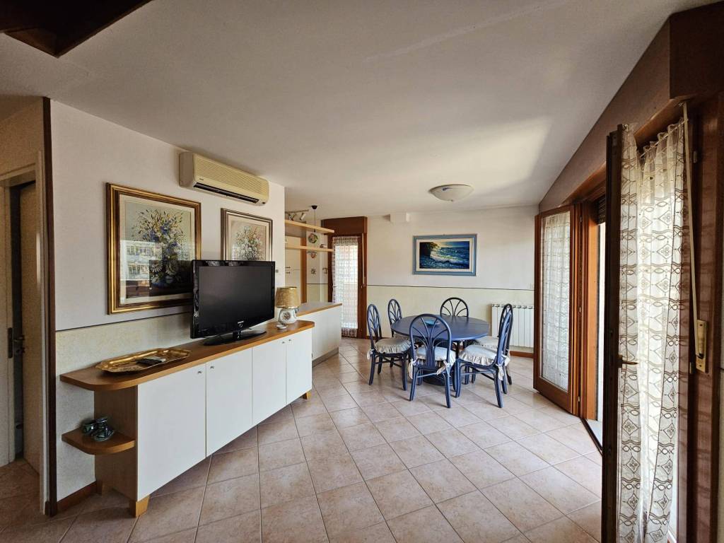 Appartamento a Grado in Via Gaetano Donizetti, 10 - Foto 3