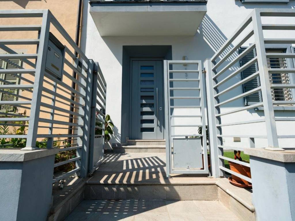 Casa indipendente a Pistoia in Via Gorizia - Foto 2