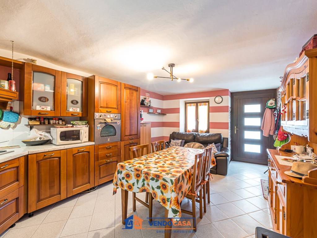 Casa indipendente a Bernezzo in Via Alpi, 21 - Foto 3