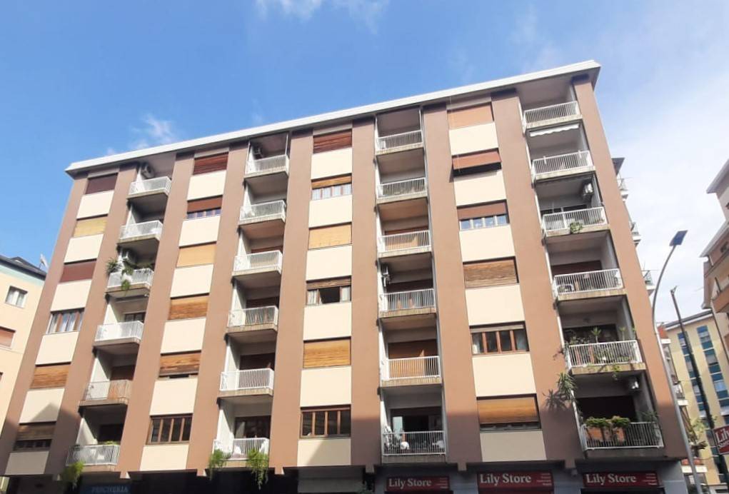 Appartamento a Cosenza in Via Nicola Serra - Foto 2