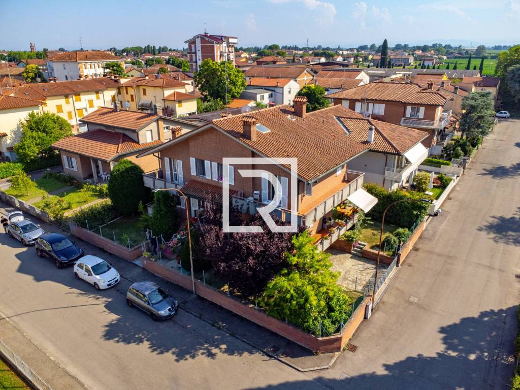 Villa a Russi in Via Generale Pietro Pezzi Siboni - Foto 2