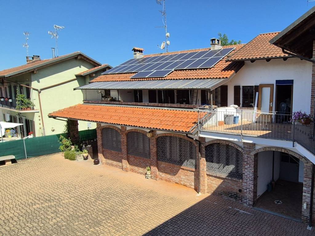 Villa a Crescentino in VIA SCAPPINO 5 , - Foto 2