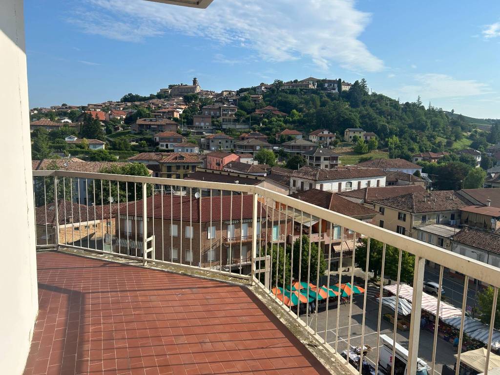 Appartamento a Castagnole delle lanze in Piazza San Bartolomeo, 2 - Foto 5