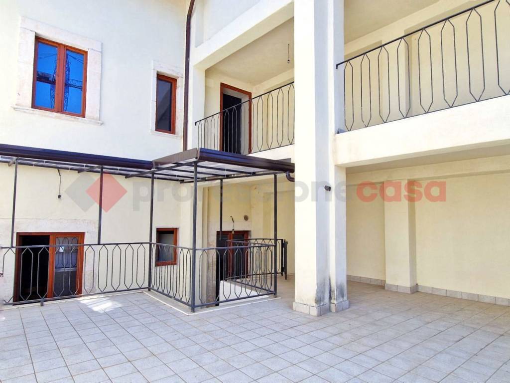 Casa indipendente a San demetrio ne' vestini in Via Colle, SNC - Foto 4