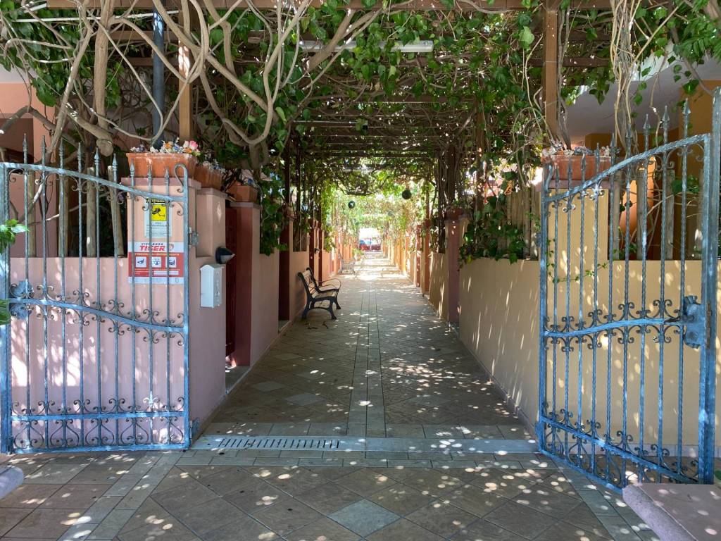 Appartamento a Villasimius in Via Foscolo - Foto 2