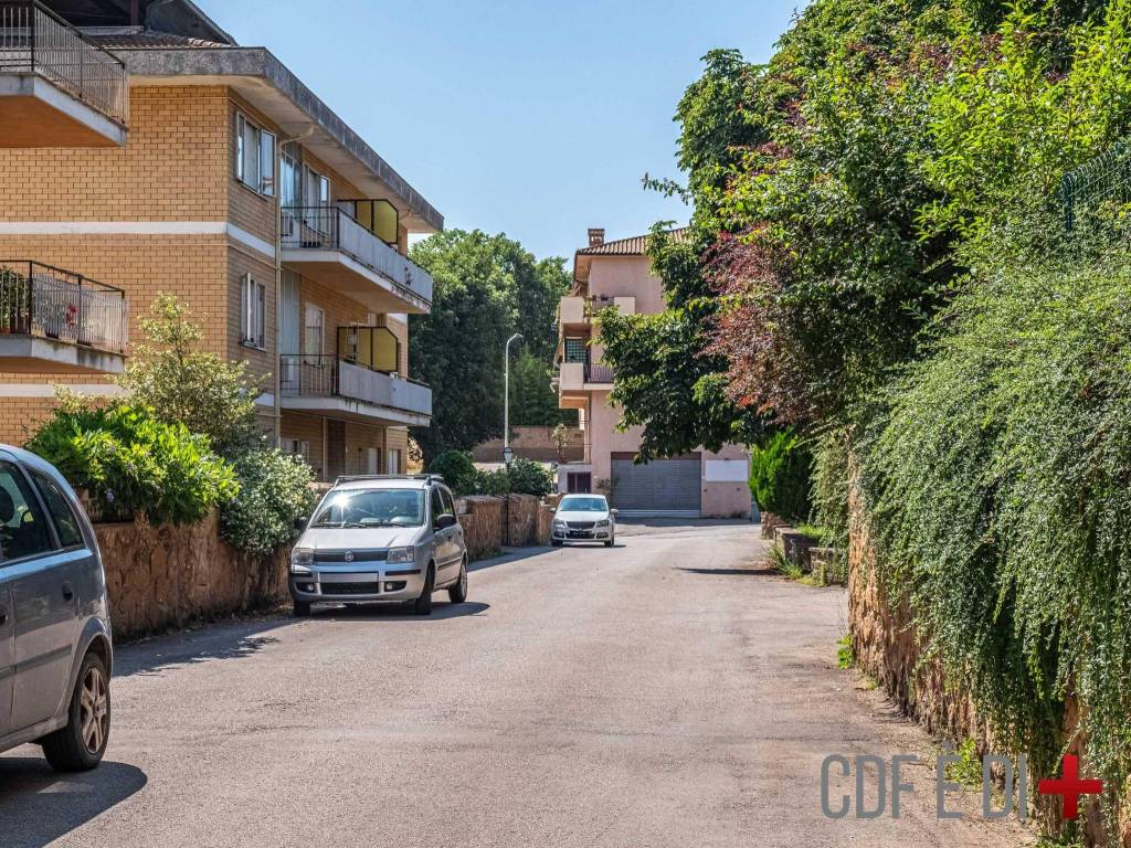 Appartamento a Bagnoregio in Via Mantes la Jolie - Foto 2
