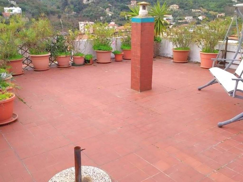 Appartamento a Noli in Via Luigi Defferrari - Foto 4