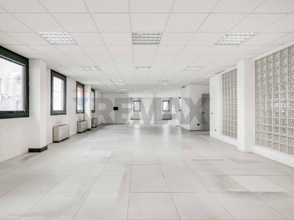 Immobile a Azzate in via 2 giugno, 13 - Foto 3