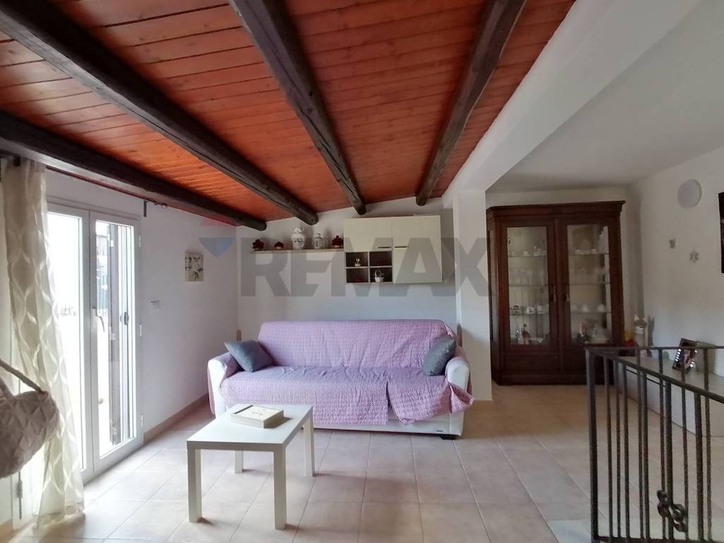 Casa indipendente a Ragusa in Via Carrubbelle, 99 - Foto 2