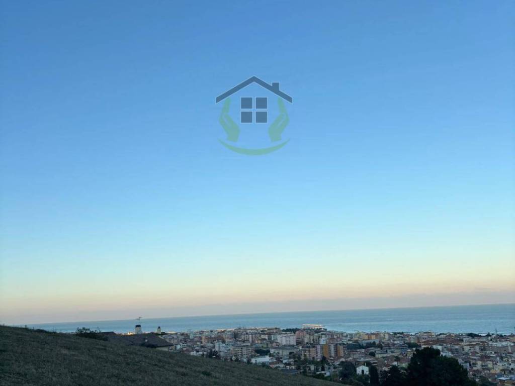 Terreno a San benedetto del tronto in Via Posillipo - Foto 2