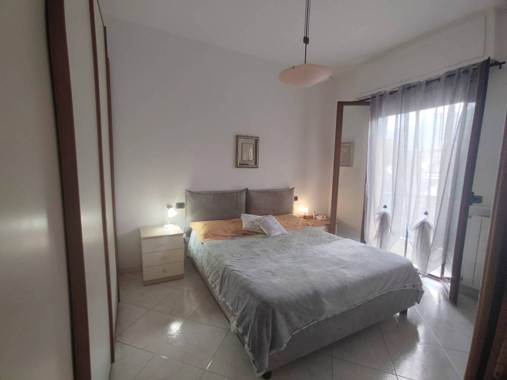Appartamento a Loano in Viale Silvio Amico - Foto 4