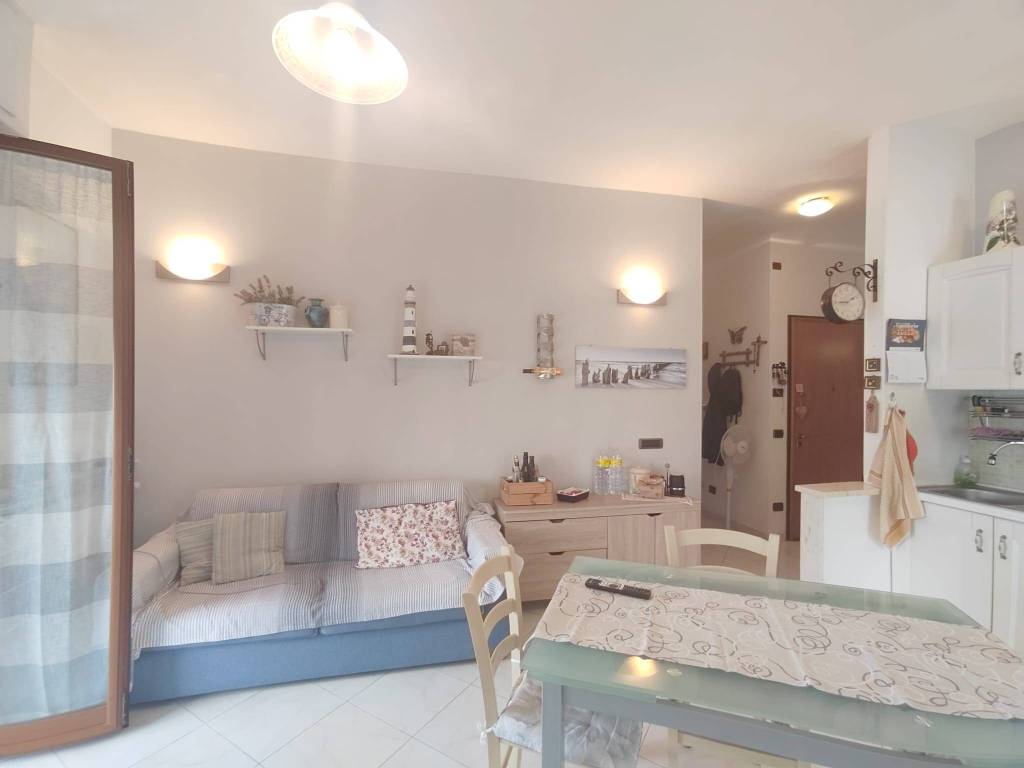 Appartamento a Loano in Viale Silvio Amico - Foto 5