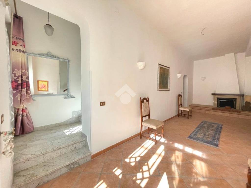 Casa indipendente a Canosa di puglia in Vico Pietro Maroncelli, 10 - Foto 4