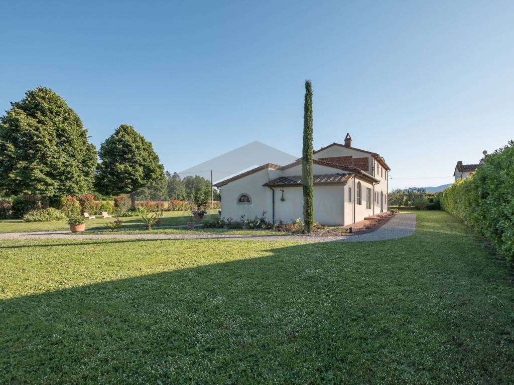 Villa a Castelfranco di sotto in Via Ulivi, 16 - Foto 2