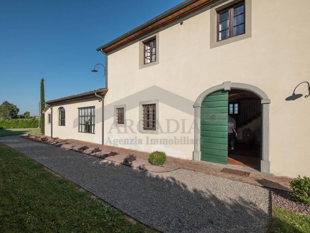 Villa a Castelfranco di sotto in Via Ulivi, 16 - Foto 4