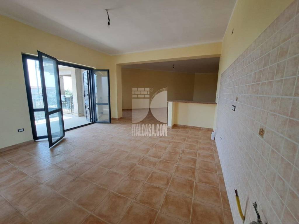 Appartamento a Crotone in via degli arbusti - Foto 5
