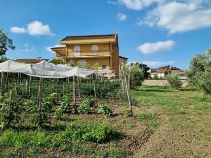 Terreno a Montemiletto in Via Francesco Di Benedetto - Foto 4