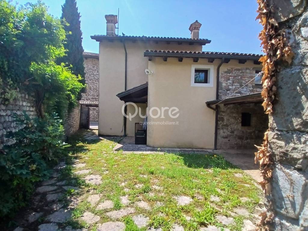 Casa indipendente a Buttrio in via g.b, beltrame, 65 - Foto 5