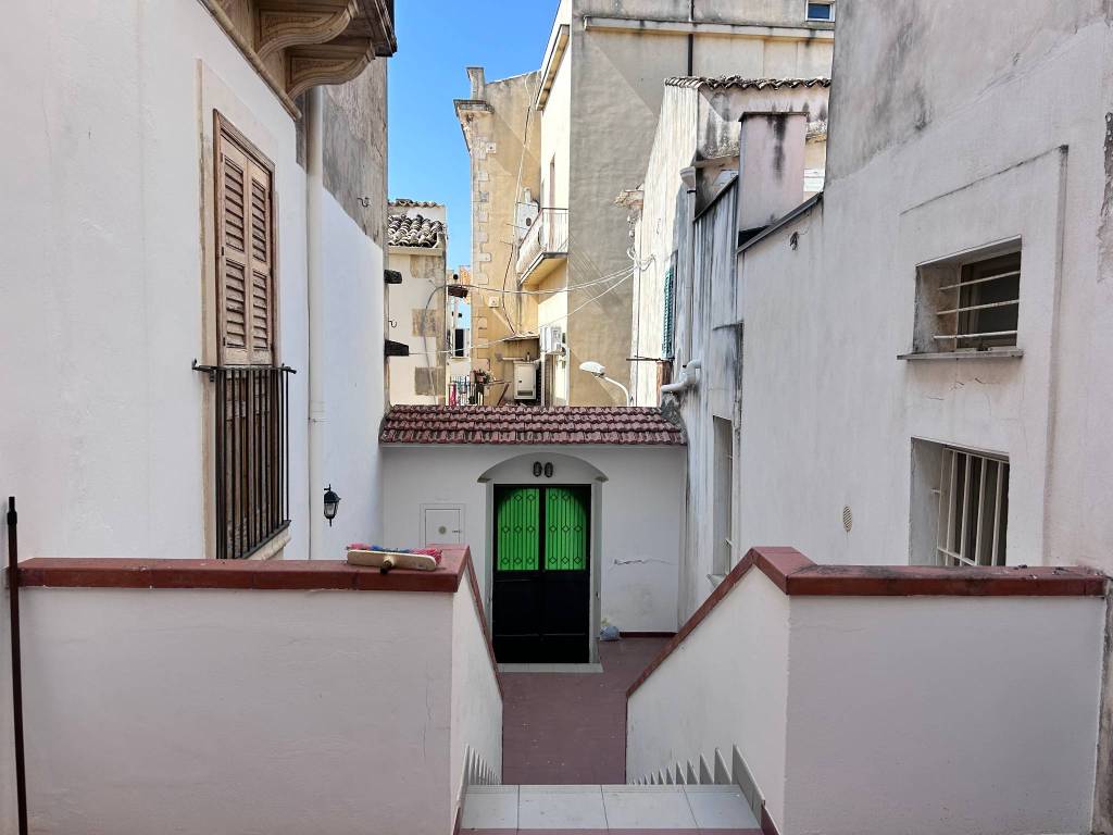 Appartamento a Noto in Corso Vittorio Emanuele - Foto 4