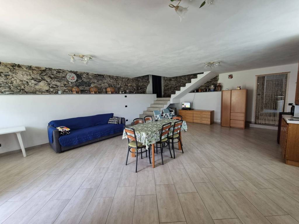 Villa a Novate mezzola in Via Bugelli, 31 - Foto 4