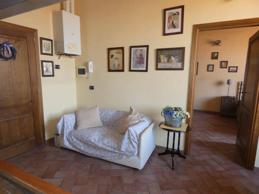 Appartamento a Viterbo in Piazza della Rocca - Foto 2