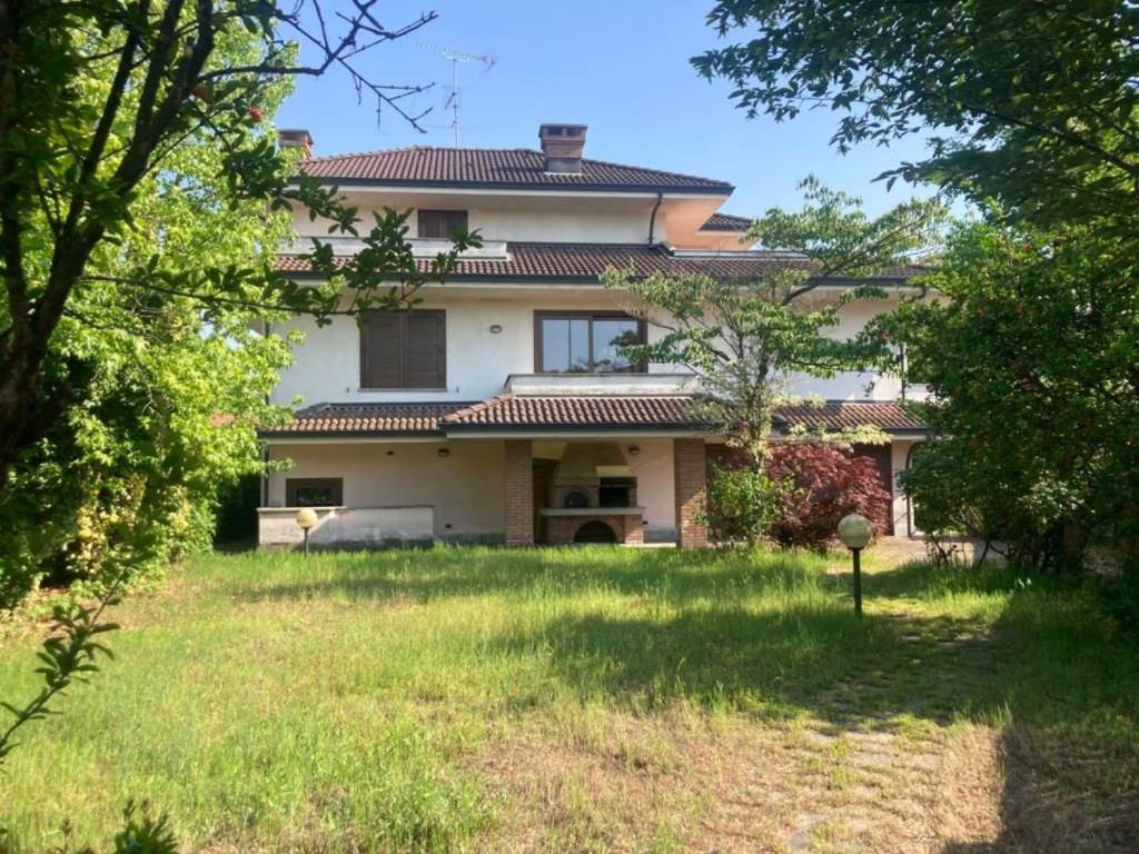 Villa a Vigevano in Viale Giacomo Leopardi, 110 - Foto 3
