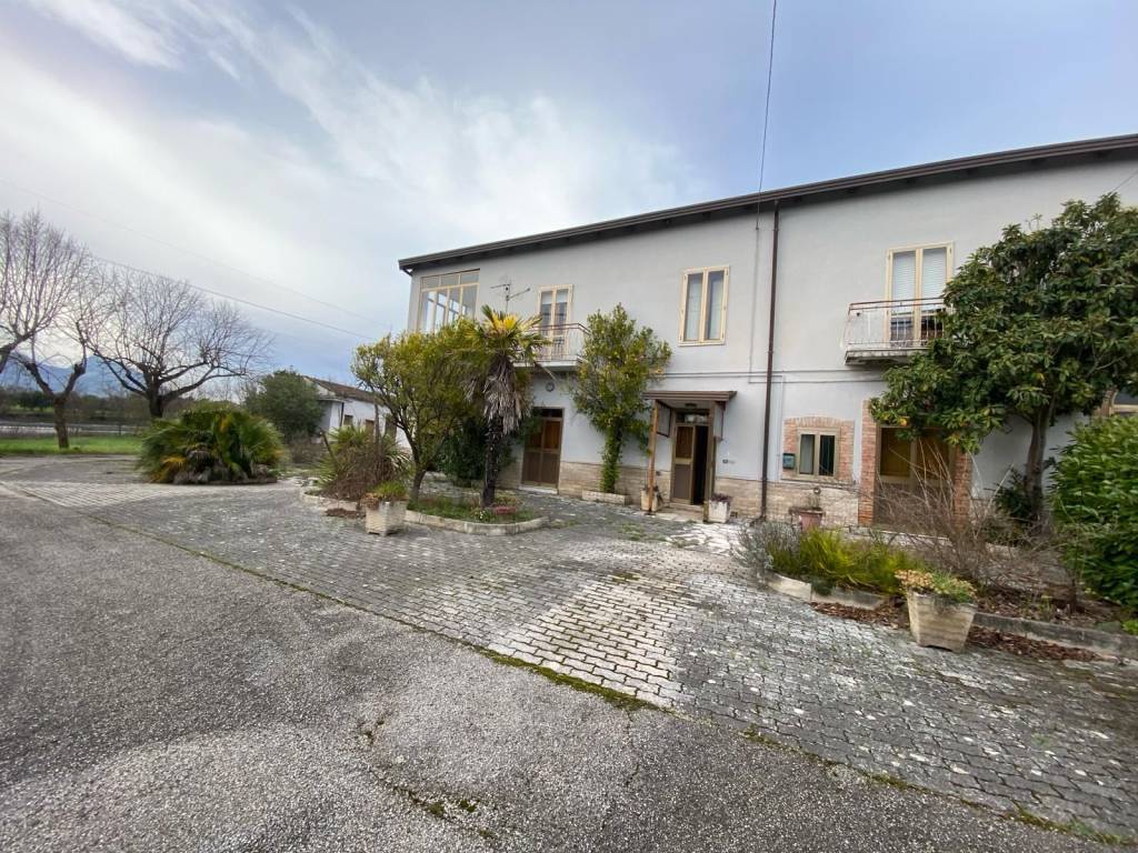 Villa a Benevento in Contrada Cardoni - Foto 5