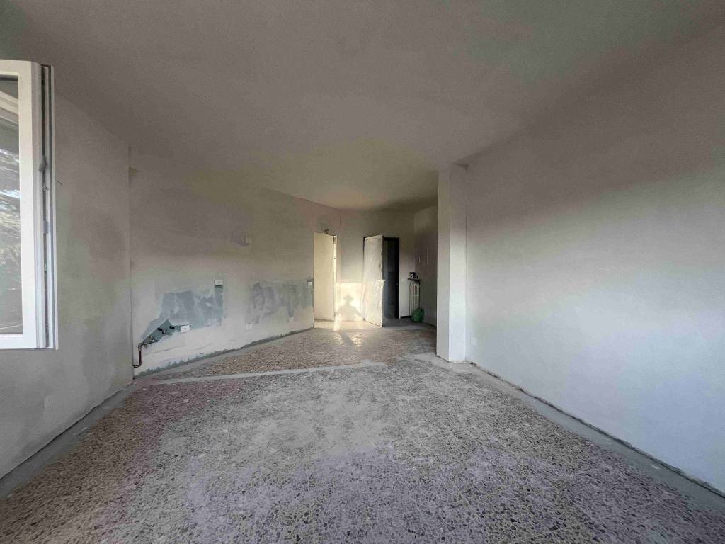 Appartamento a Castelletto sopra ticino in Via Palermo - Foto 4
