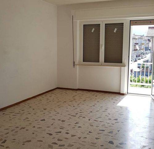 Appartamento a Castel di lama in Via Salaria - Foto 2