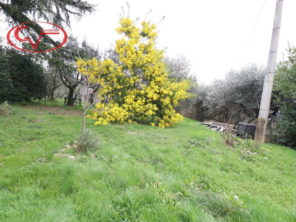 Villa a Montevarchi in Strada Provinciale di Mercatale - Foto 5