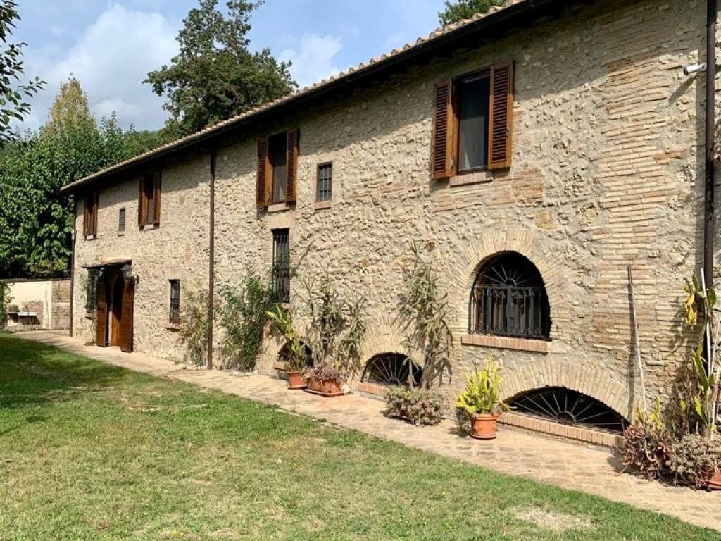 Rustico / casale a Torri in sabina in Strada Comunale delle Molette - Foto 4