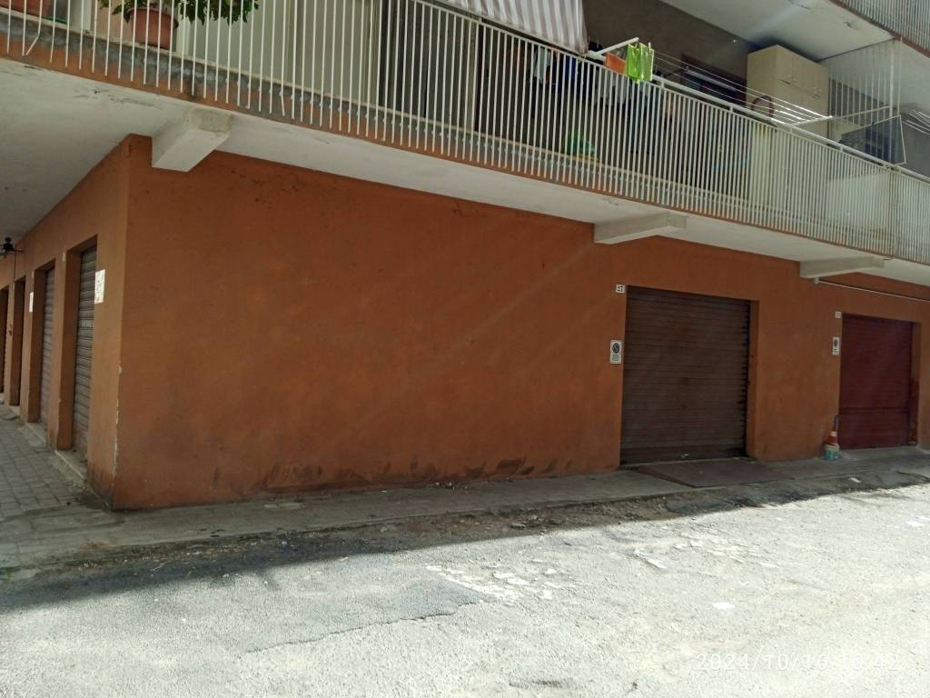 Box / garage a Vibo valentia in Via Pescara, 27 - Foto 5